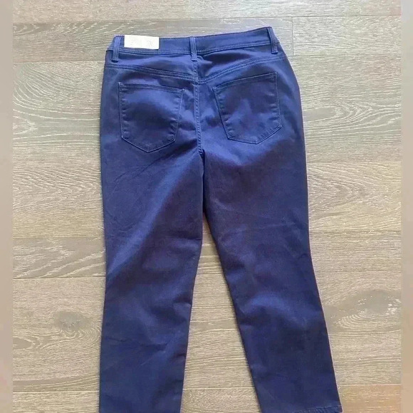 CHICOS Women's Pants Slim Leg Crop Blue US Size 4 Chicos Size 0 New With Tags - Picture 8 of 9